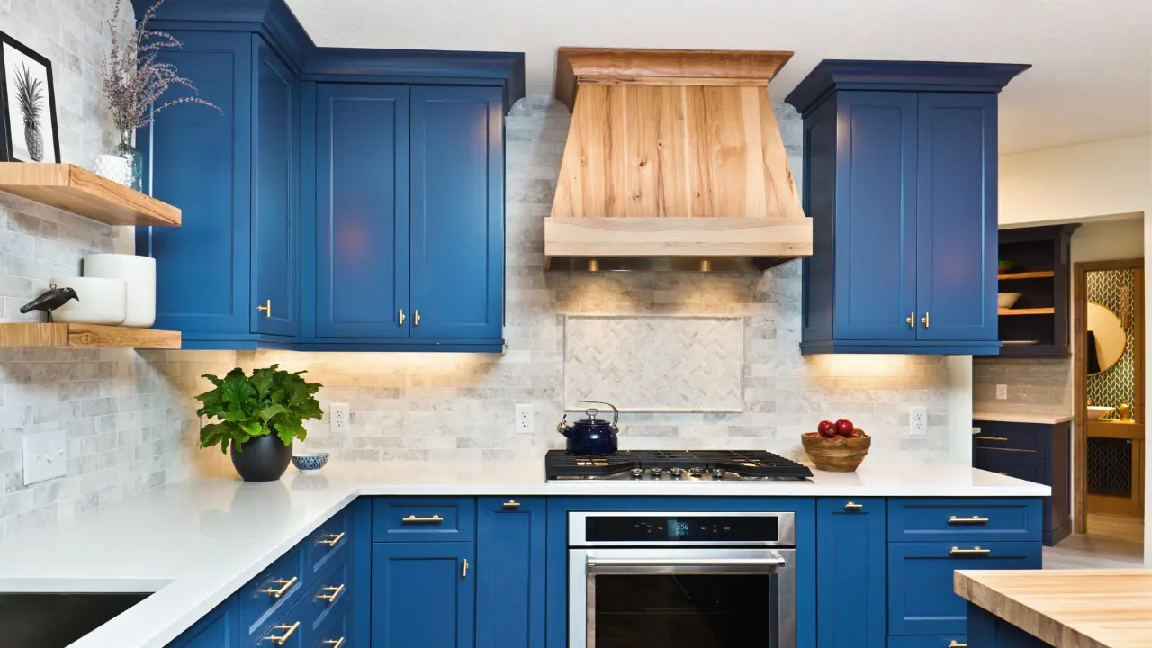 How to Degrease Kitchen Cabinets